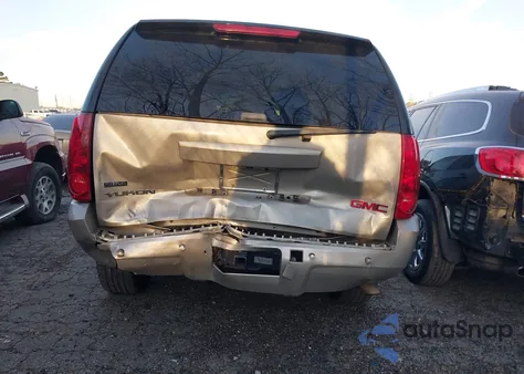 2009 GMC Yukon Slt1 z USA, uszkodzony, nr VIN 1GKFC330X9R147664